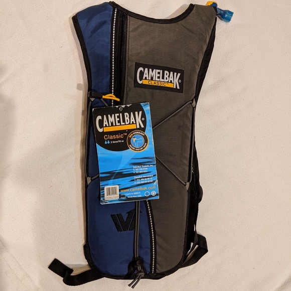 Camelbak Other - Camelbak 2 Litre Drink Delivery System